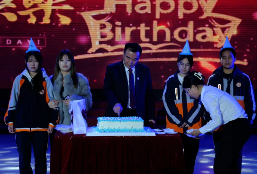 143243.jpg 640.webp (2).jpg