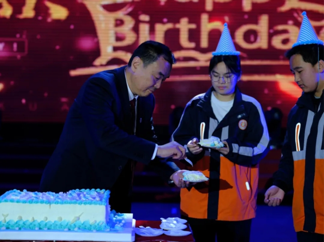 143247.jpg 640.webp (3).jpg