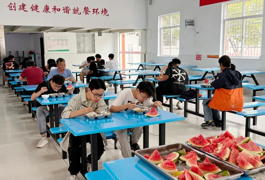 舌尖上的新时代高中